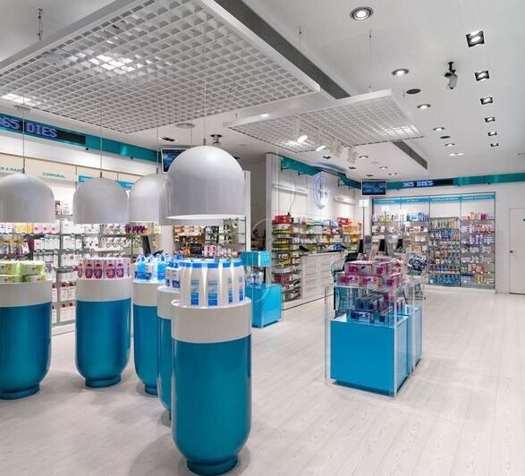 Garrós Pharmacy by MARKETING-JAZZ, Lérida – Spain » Retail Design Blog Garrós Pharmacy by MARKETING-JAZZ, Lérida – Spain » Retail Design Blog